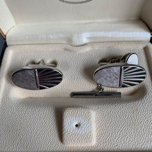 Towncraft by Swank Vintage Cufflinks and Tie Clip In Box - Picture 3 of 3